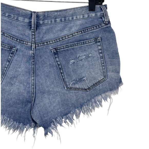 We The Free blue "Loving Good Vibration" distressed mini denim shorts size 29 - Picture 7 of 9